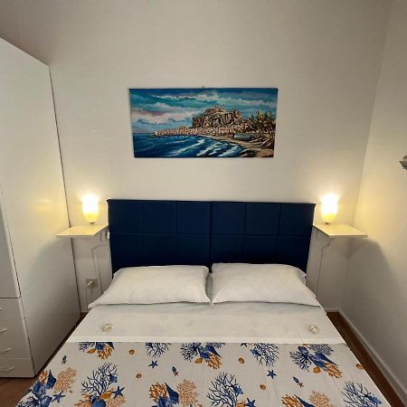 Artista studio Cefalù Esterno foto